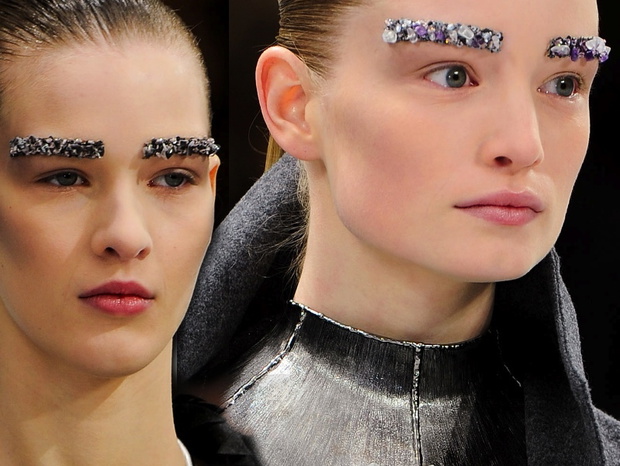 Makijaż z pokazu Chanel jesień-zima 2012/2013/ fot. Imaxtree, kolaż ELLE
