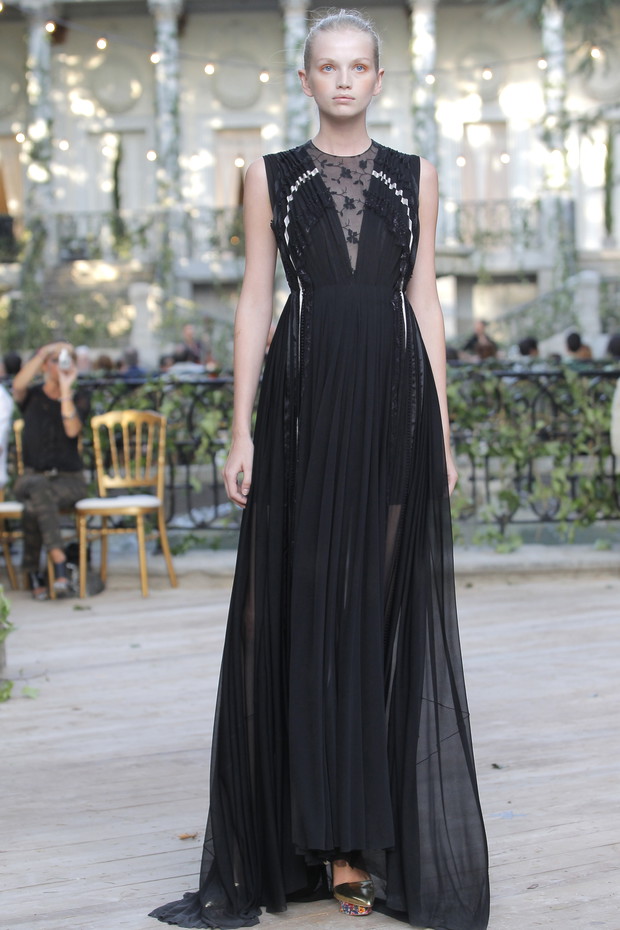Delpozo wiosna 2013 - pokaz z Fashion Week Madrid