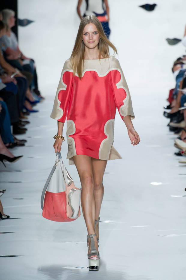 Diane von Furstenberg i okulary Google - wiosna-lato 2013