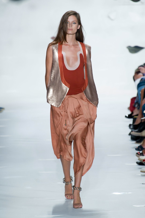 Diane von Furstenberg i okulary Google - wiosna-lato 2013