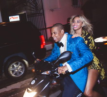 Beyoncé świętuje urodziny mamy, córki oraz Nowy Rok: prywatne zdjęcia