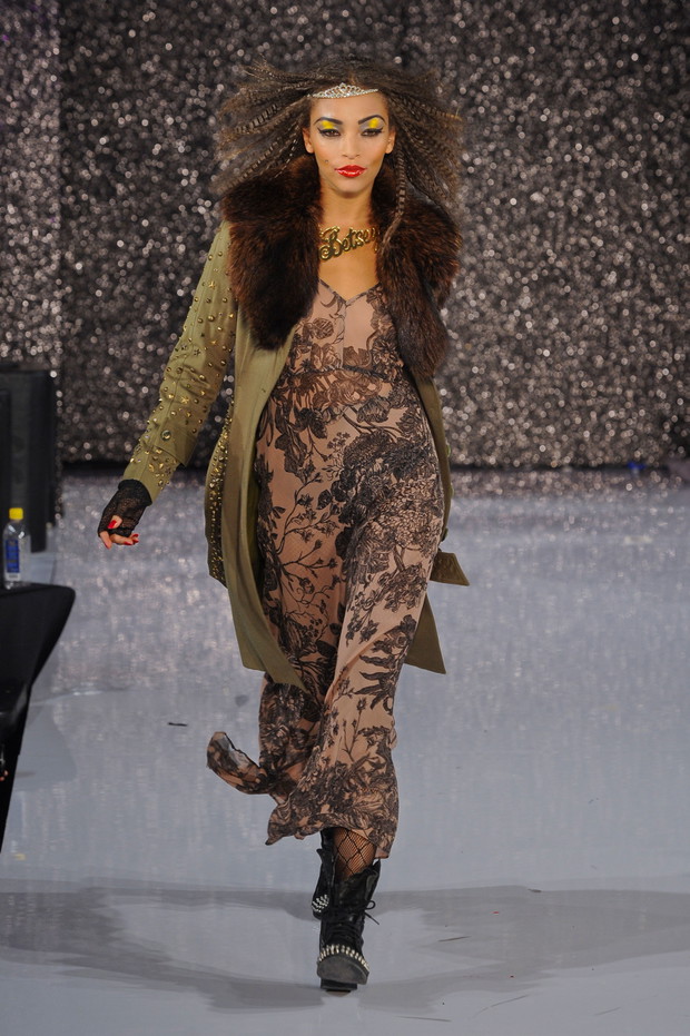 Betsey Johnson wiosna-lato 2013 - pokaz na urodziny