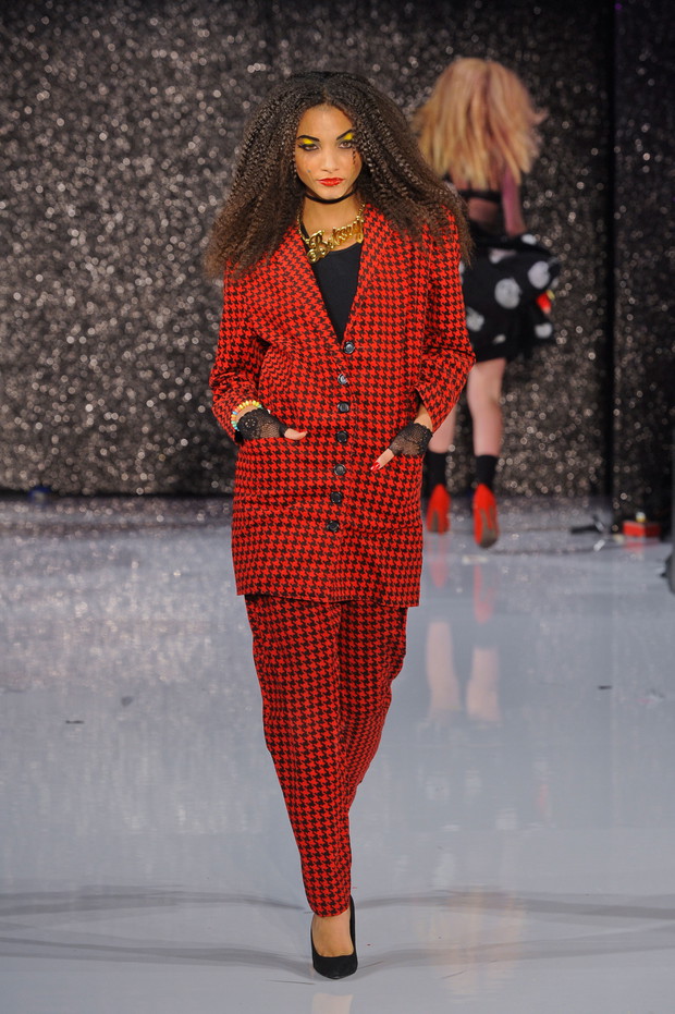 Betsey Johnson wiosna-lato 2013 - pokaz na urodziny