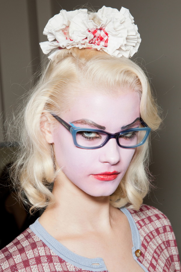 Za kulisami pokazu Vivienne Westwood wiosna-lato 2013