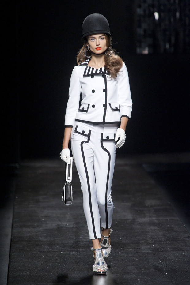 Moschino wiosna-lato 2013