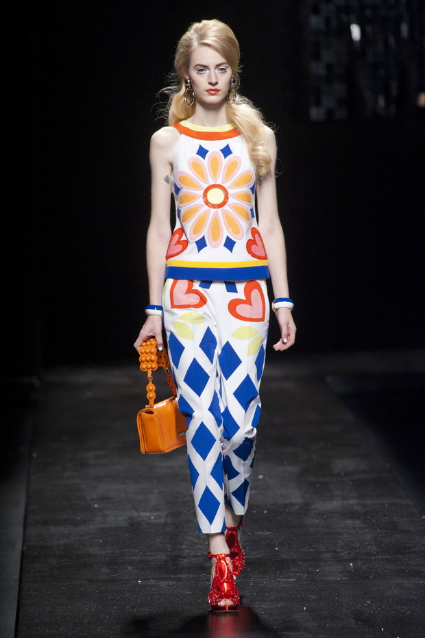 Moschino wiosna-lato 2013
