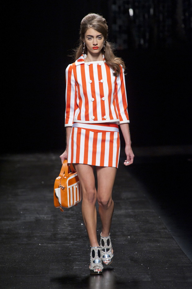 Moschino wiosna-lato 2013