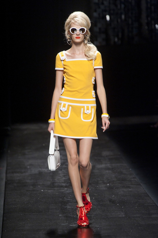 Moschino wiosna-lato 2013