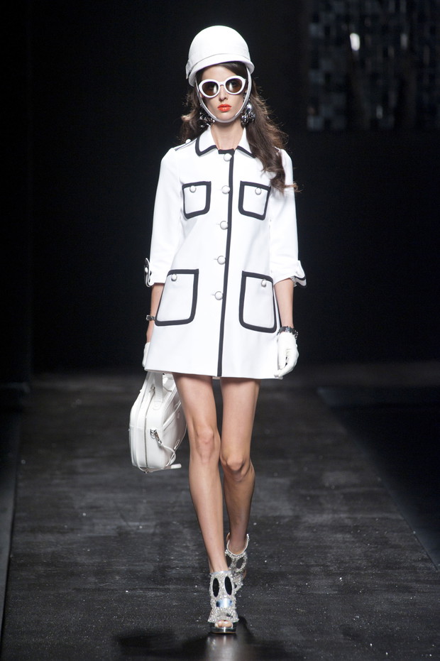 Moschino wiosna-lato 2013