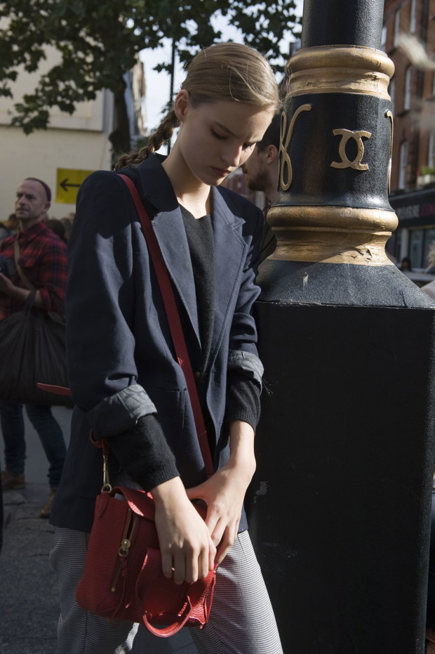 Street fashion: modelki na London Fashion Week
