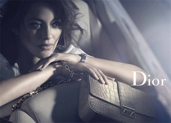 Marion Cotillard w kampanii Dior z 2011 roku (fot. serwis prasowy)