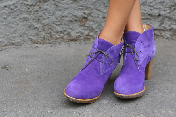 Street fashion: buty widzów Milan Fashion Week Milan
