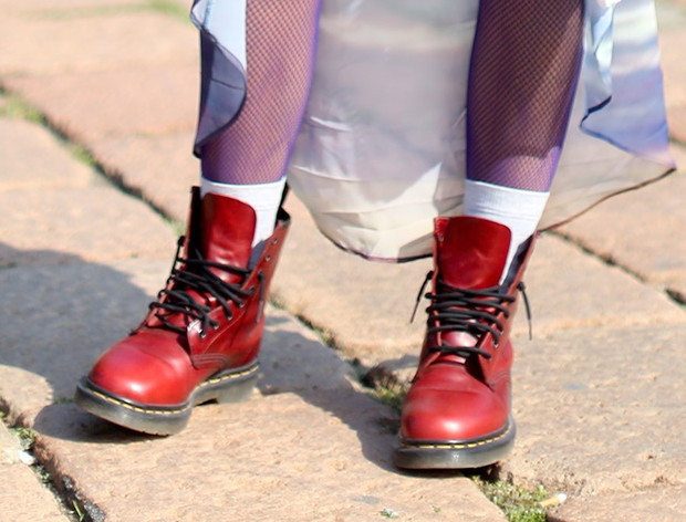Street fashion: buty widzów Milan Fashion Week Milan