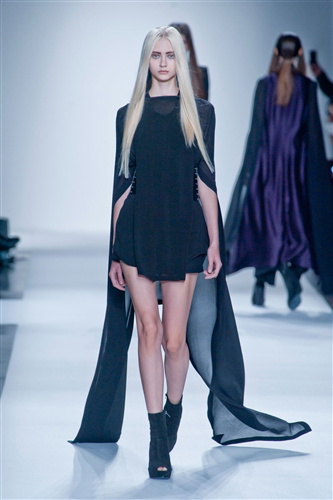 ann-demeulemeester-wiosna-lato-2013-7acc28a