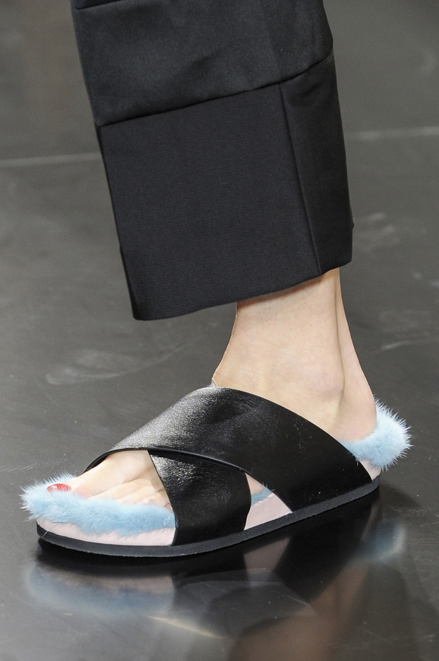 ekscentryczne-buty-z-pokazu-celine-wiosna-lato-20134-d2f2141