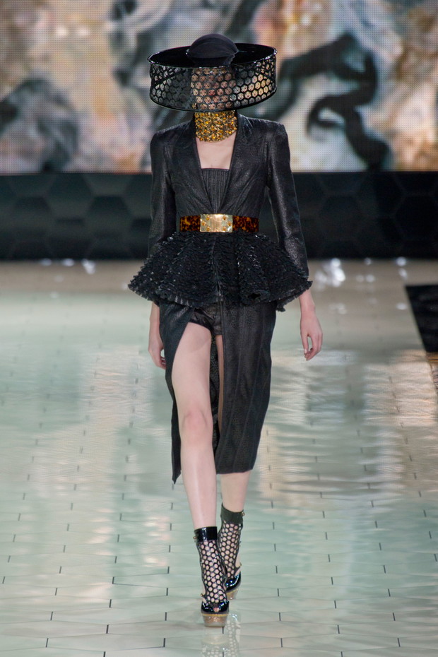 Alexander McQueen wiosna-lato 2013