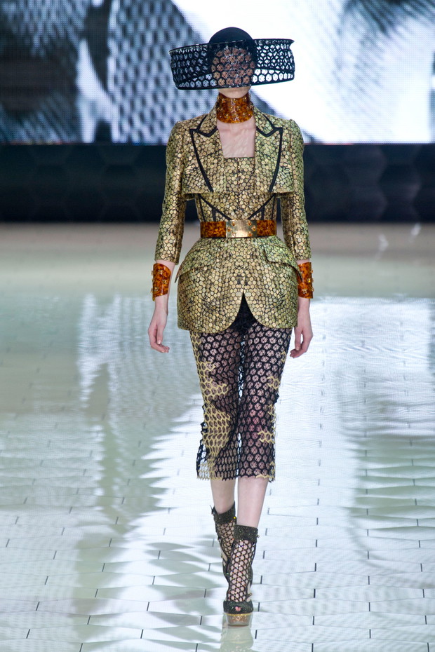 Alexander McQueen wiosna-lato 2013