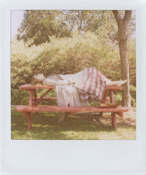 Amy Adams w lookbooku Band of Outsiders