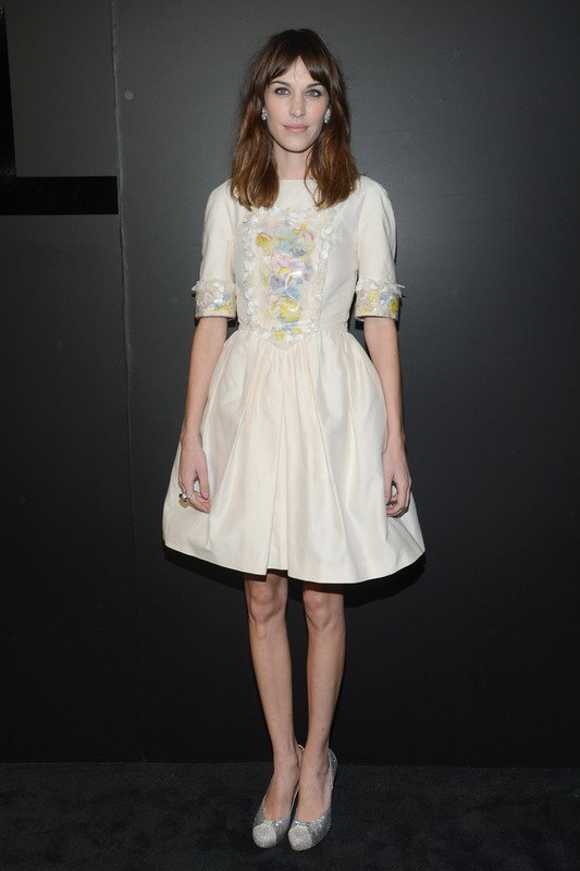 Alexa Chung w Chanel (fot. East News)
