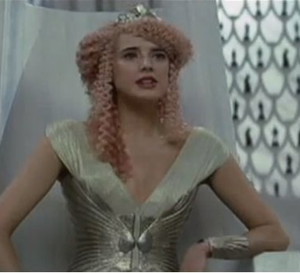 Agyness Deyn jako Afrodyta w "Starciu Tytanów" z 2010 r.