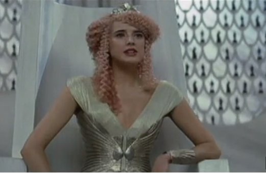 Agyness Deyn jako Afrodyta w "Starciu Tytanów" z 2010 r.