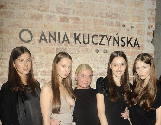 Ania Kuczyńska wiosna-lato 2013 „Gold Dust Woman”