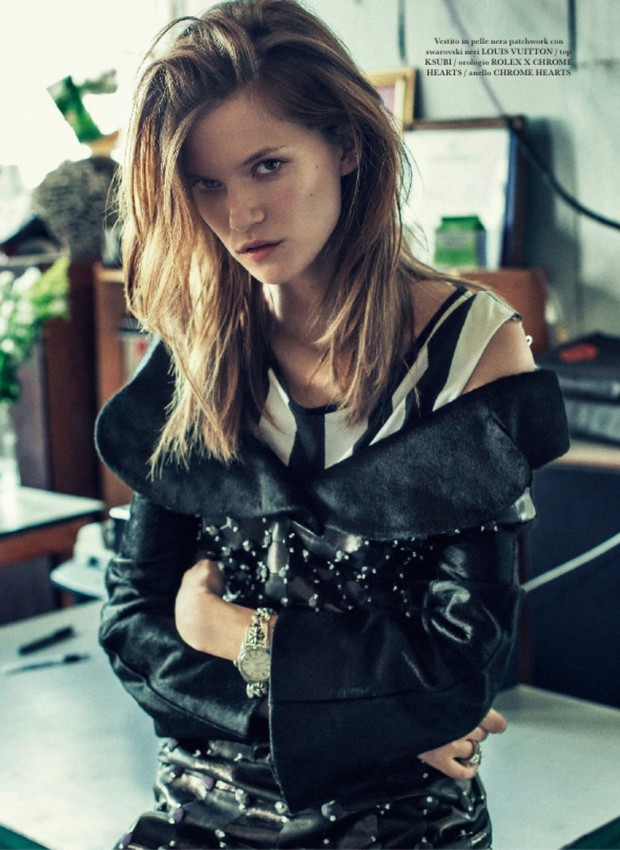 Kasia Struss w magazynie Flair