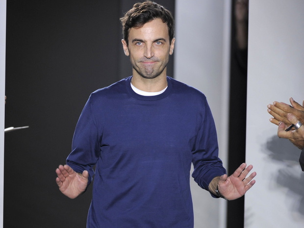 nicolas-ghesquiere-fot-cover-media-083d74d