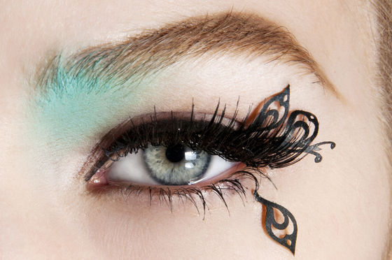 backstage-manish-arora-jesien-zima-2012-2013-fot-imaxtree-99ed197