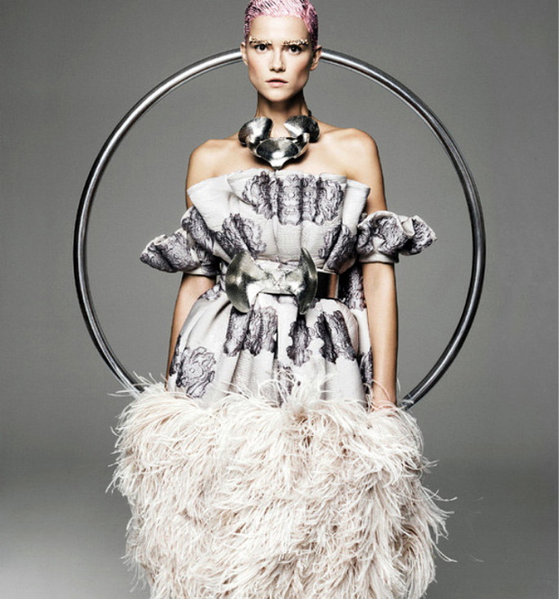 Zjawiskowa Kasia Struss w WSJ Magazine