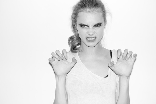 Cara Delevingne pozuje w studiu Terry