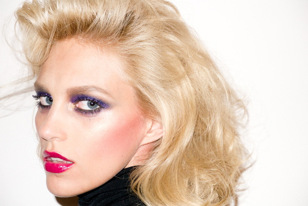 anja-rubik-backstage-sesji-dla-terry-ego-richardsona2-5286c5a