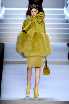 raf-simons-krytykuje-styl-galliano5-63b8869