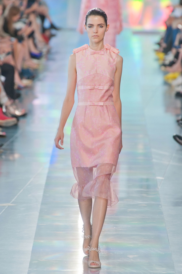 balenciaga-wybiera-christophera-kane-a24-63159c5