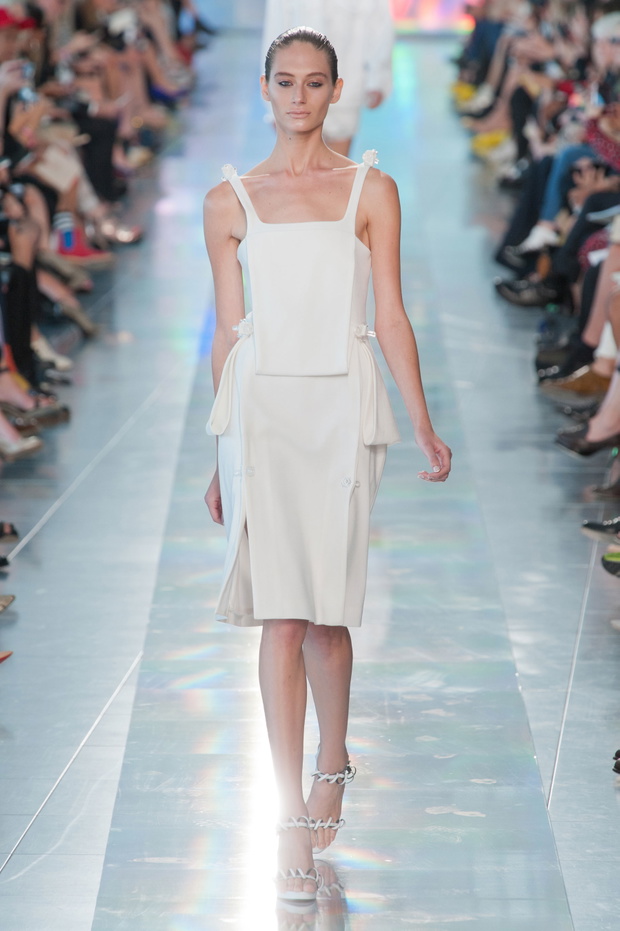 balenciaga-wybiera-christophera-kane-a5-c2d890a