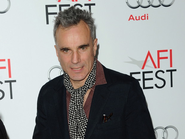 Daniel Day Lewis jest murowanym zwięzcą przyszłorocznych Oscarów (fot. Cover Media)