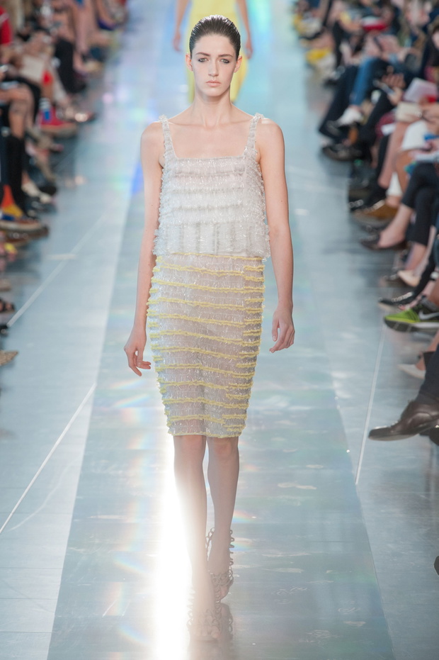 balenciaga-wybiera-christophera-kane-a13-b9354e0