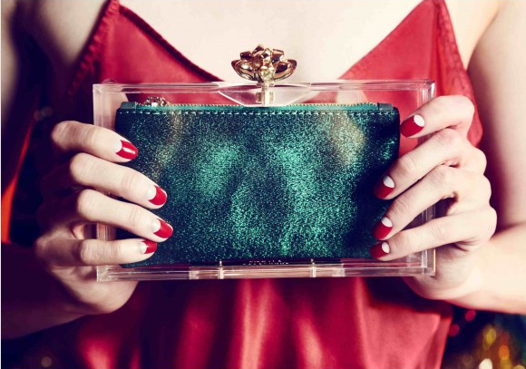charlotte-olympia-na-swieta-zabawne-akcesoria1-ebfafec