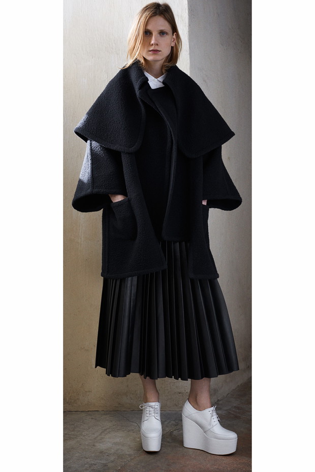 Magdalena Jasek i Maria Loks w Céline Pre-Fall 2013