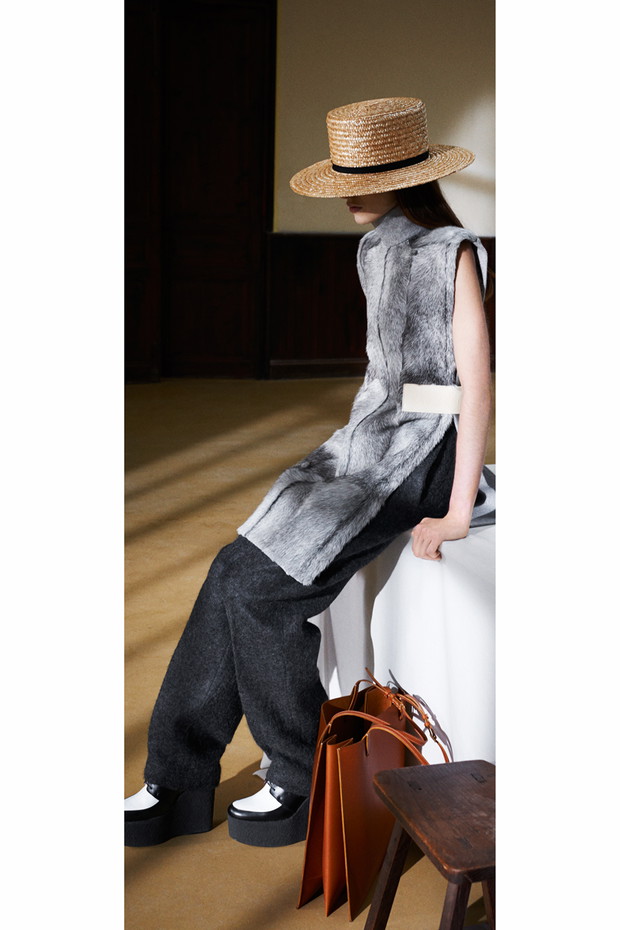 Magdalena Jasek i Maria Loks w Céline Pre-Fall 2013