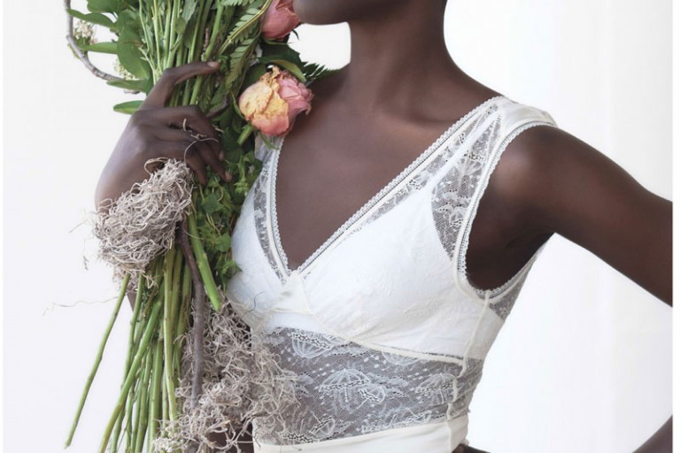 Alek Wek zachwyca w sukniach ślubnych
