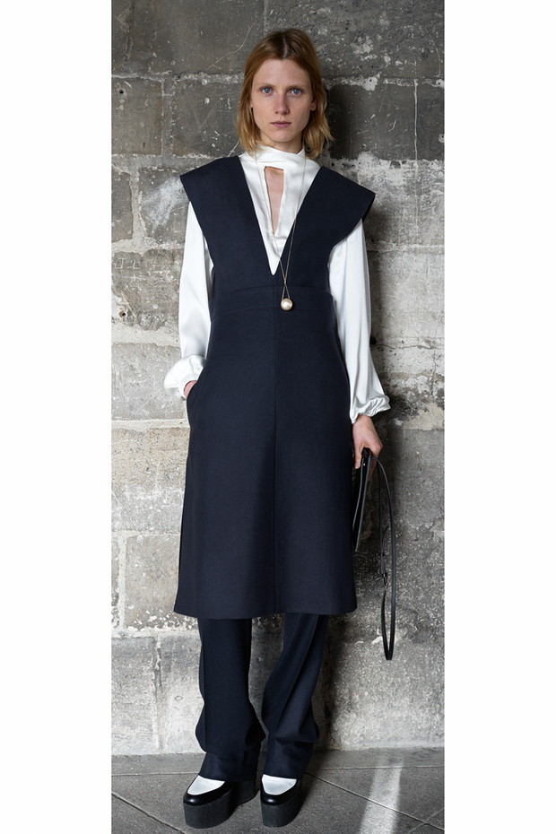 Magdalena Jasek i Maria Loks w Céline Pre-Fall 2013