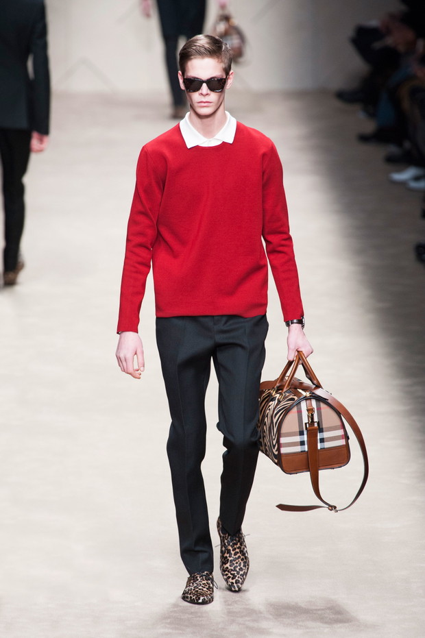 Pokazy mody męskiej: Burberry, Versace, Dolce & Gabbana...