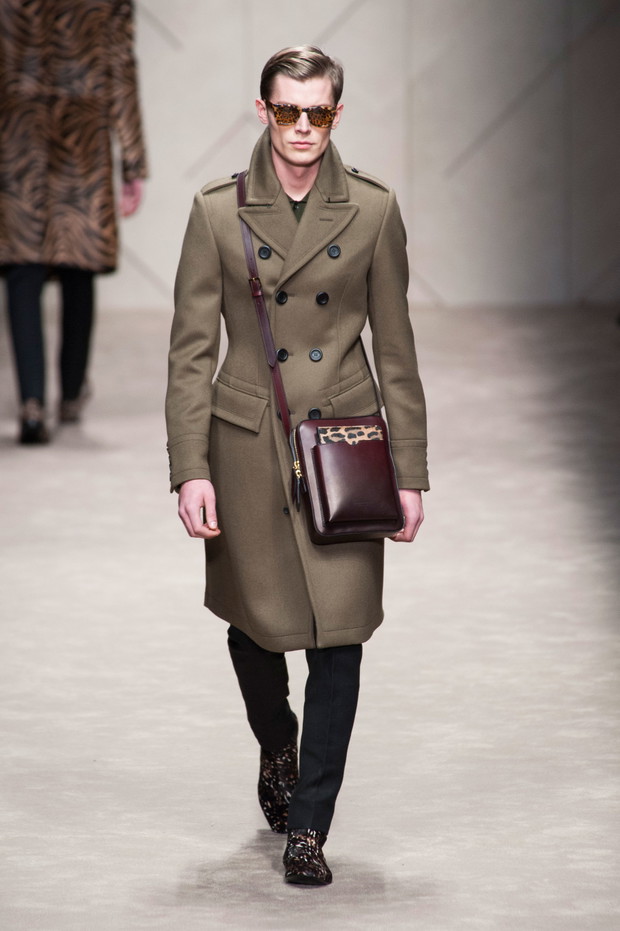 Pokazy mody męskiej: Burberry, Versace, Dolce & Gabbana...