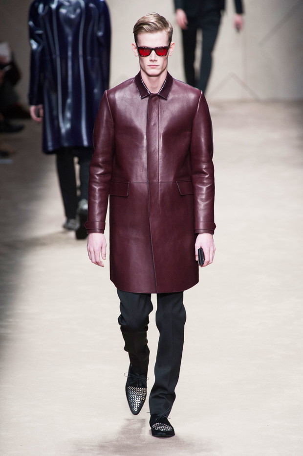 Pokazy mody męskiej: Burberry, Versace, Dolce & Gabbana...