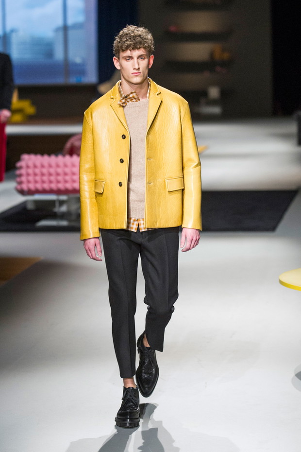 Prada jesień-zima 2013/2014 - pokaz męskiej kolekcji