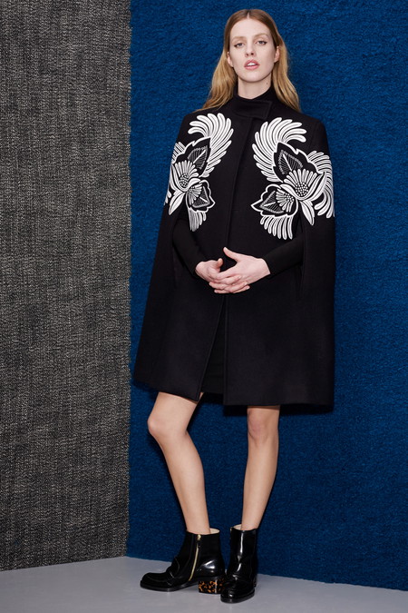 Prezentacja kolekcji Stella McCartney Pre-Fall 2013