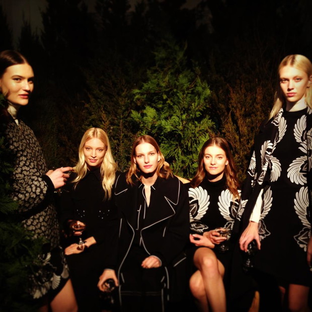 Prezentacja kolekcji Stella McCartney Pre-Fall 2013
