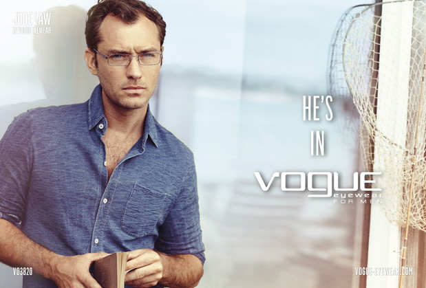 Jude Law w kampanii Vogue Eyewear He’s In Vogue, fot. serwis prasowy