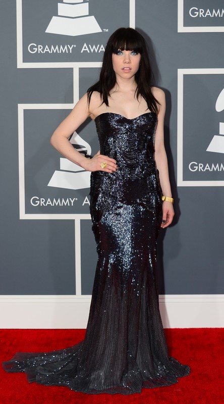 Carly Rae Jepsen na rozdaniu nagród Grammy 2013, fot. East News